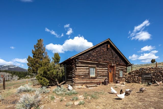 5845 Dry Creek Ranch Road, Whitehall, MT 59759