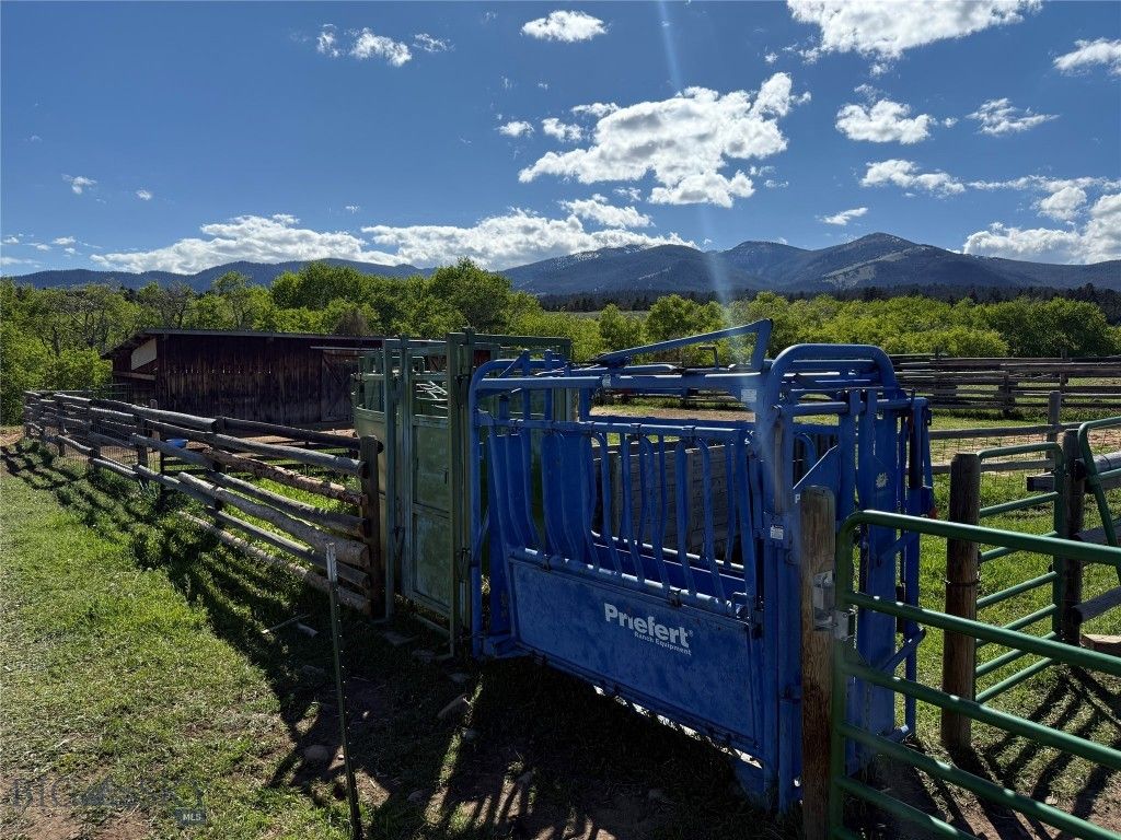 5845 Dry Creek Ranch Road, Whitehall, MT 59759 photo 47