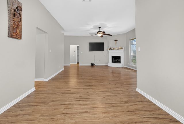 628 Dover Heights Trail, Mansfield, TX 76063