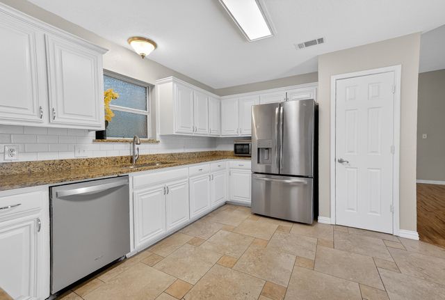 628 Dover Heights Trail, Mansfield, TX 76063