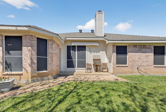 628 Dover Heights Trail, Mansfield, TX 76063