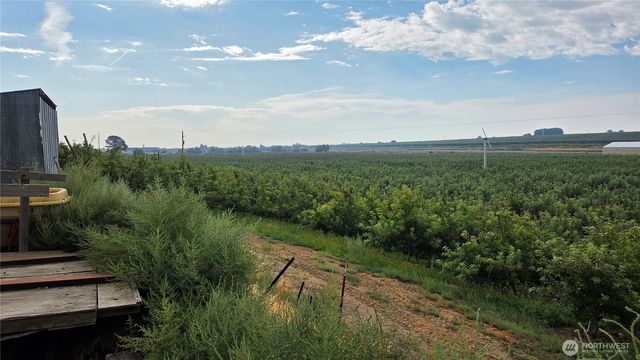 19651 W Hwy 28, Quincy, WA 98848