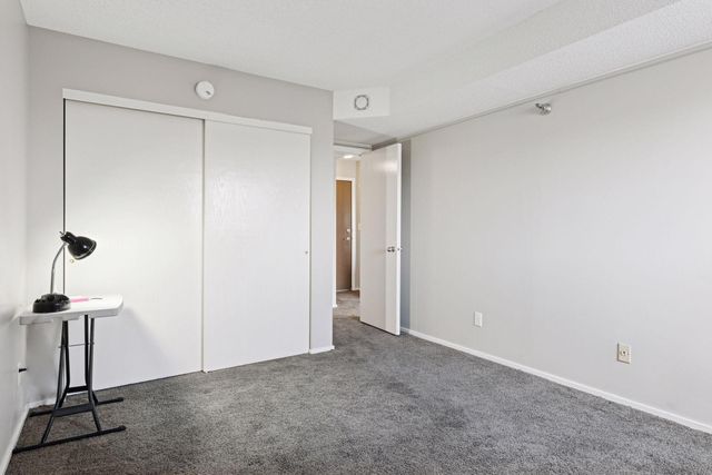 66 9th Street E 1609, Saint Paul, MN 55101