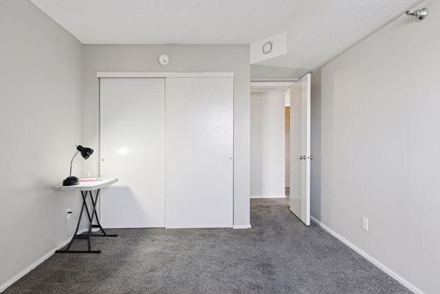 66 9th Street E 1609, Saint Paul, MN 55101