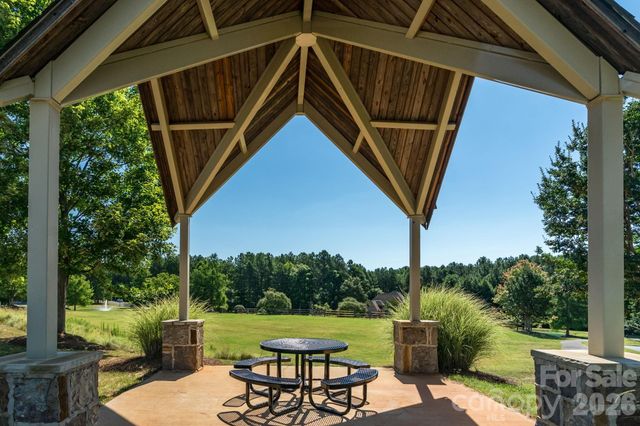 5016 Hermitage Court 216, Belmont, NC 28012