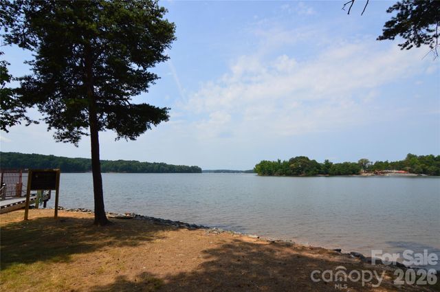 5016 Hermitage Court 216, Belmont, NC 28012