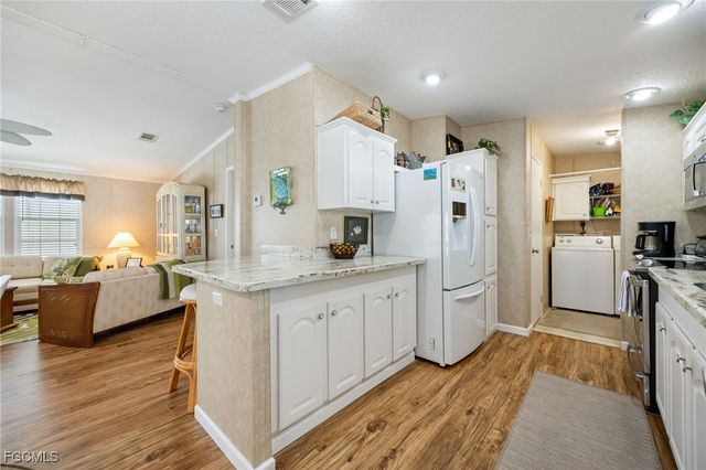 438 Snead DR, North Fort Myers, FL 33903