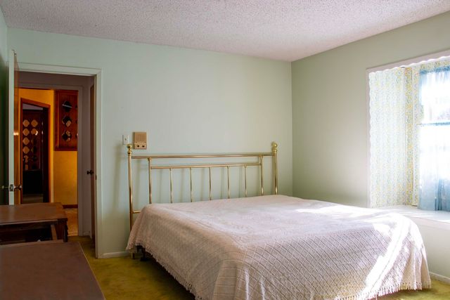 205 Cottonwood Trl, White Oak, TX 75693