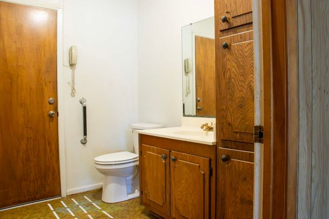 205 Cottonwood Trl, White Oak, TX 75693