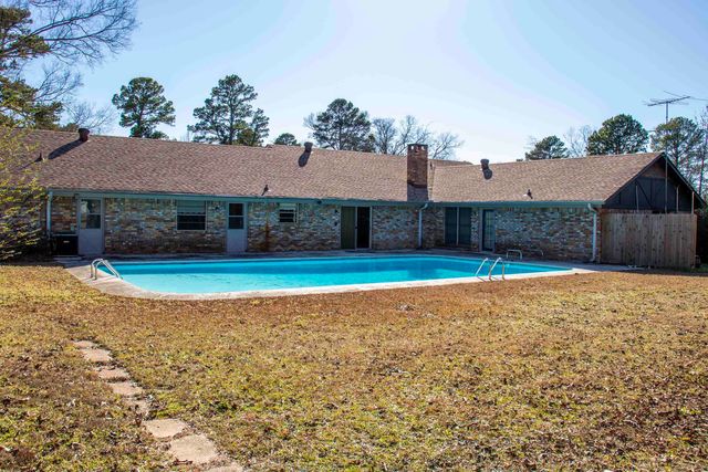 205 Cottonwood Trl, White Oak, TX 75693