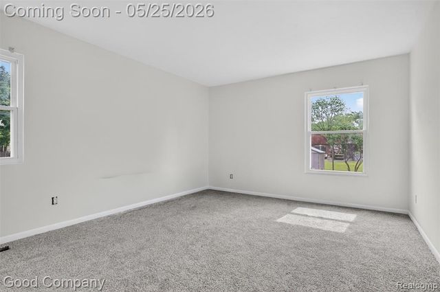 21220 Van Buren Street, Southfield, MI 48033