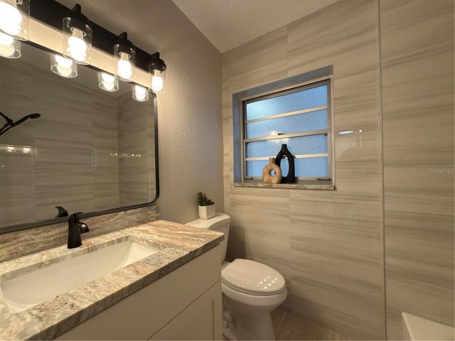 2114 CATHERINE ST, Kissimmee, FL 34741