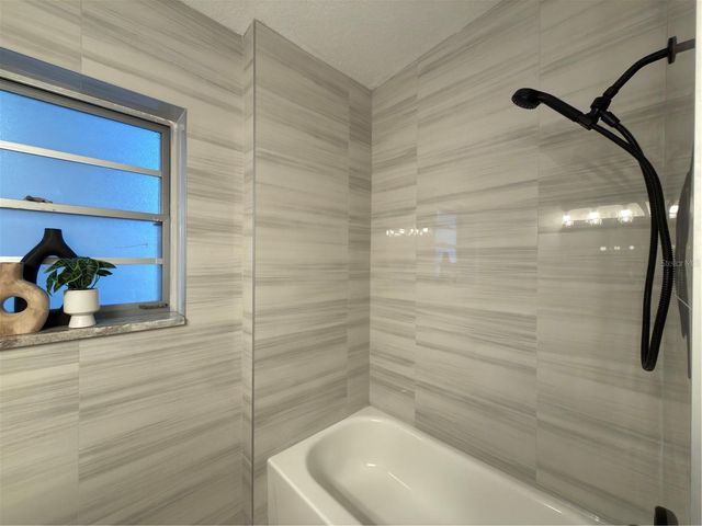 2114 CATHERINE ST, Kissimmee, FL 34741