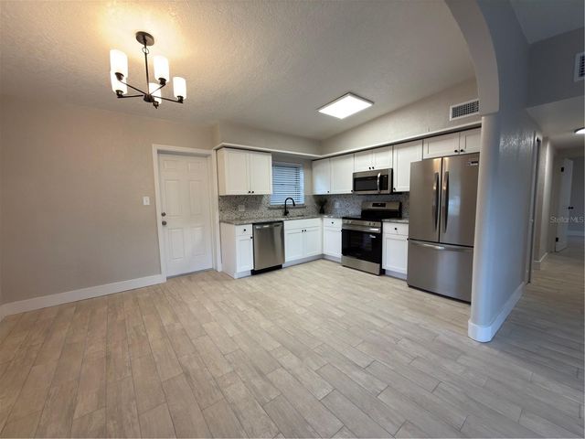 2114 CATHERINE ST, Kissimmee, FL 34741