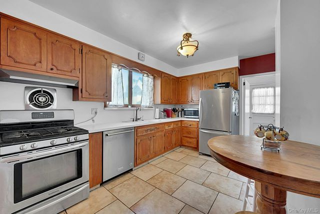 321 Rich Avenue, Mount Vernon, NY 10552