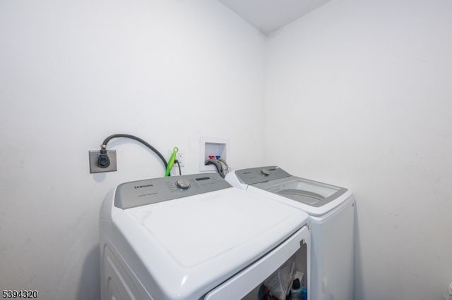 127 Godwin Ave, Paterson City, NJ 07501