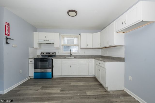 127 Godwin Ave, Paterson City, NJ 07501