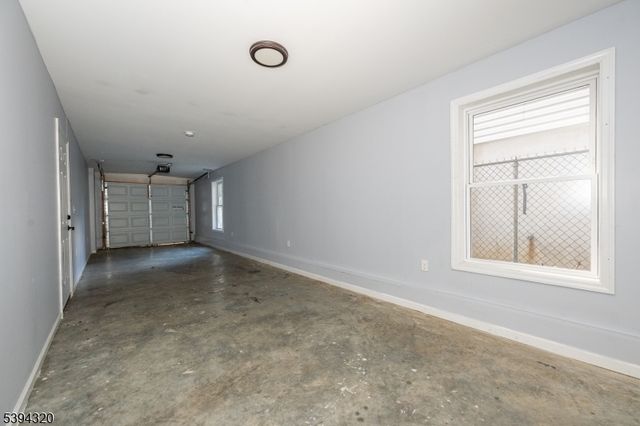 127 Godwin Ave, Paterson City, NJ 07501