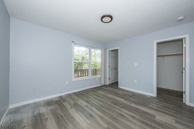 127 Godwin Ave, Paterson City, NJ 07501