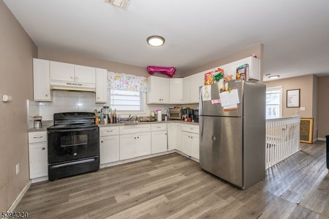 127 Godwin Ave, Paterson City, NJ 07501