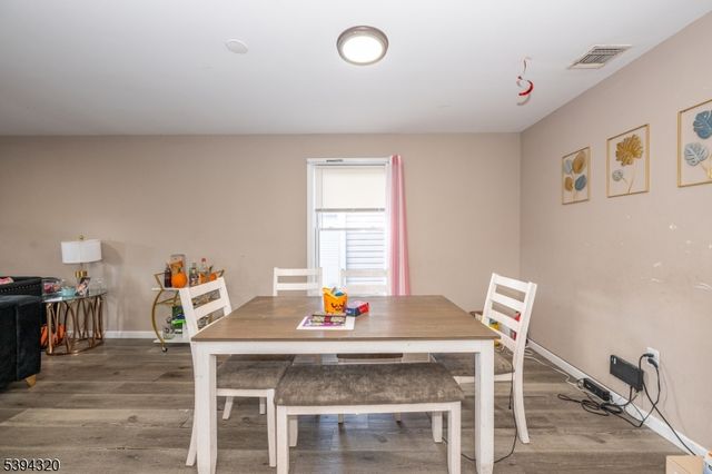 127 Godwin Ave, Paterson City, NJ 07501