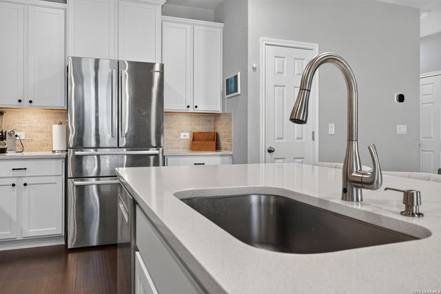 21007 CHESTNUT CV, San Antonio, TX 78266