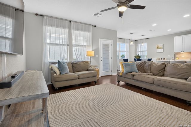 21007 CHESTNUT CV, San Antonio, TX 78266