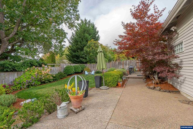 3918 NW Sitka Pl, Corvallis, OR 97330