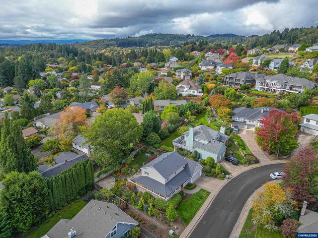 3918 NW Sitka Pl, Corvallis, OR 97330