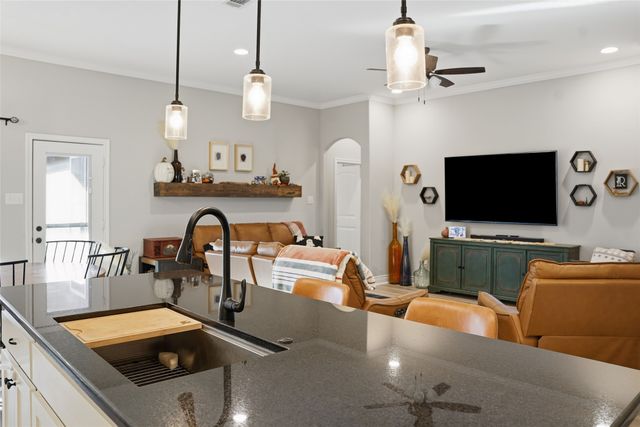 7602 Grant Lane, Greenville, TX 75402