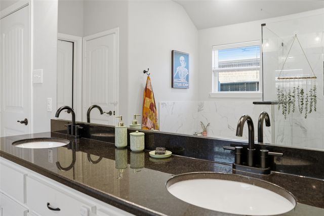 7602 Grant Lane, Greenville, TX 75402