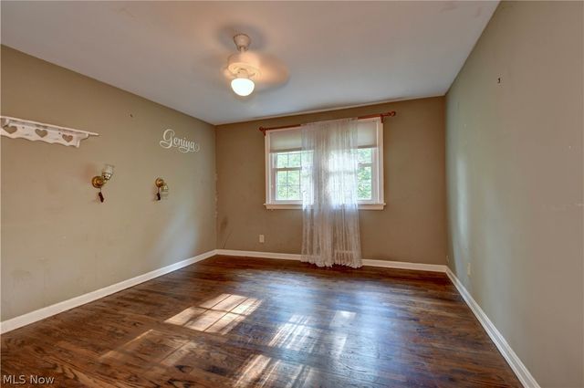 186 S Main Street, Hudson, OH 44236