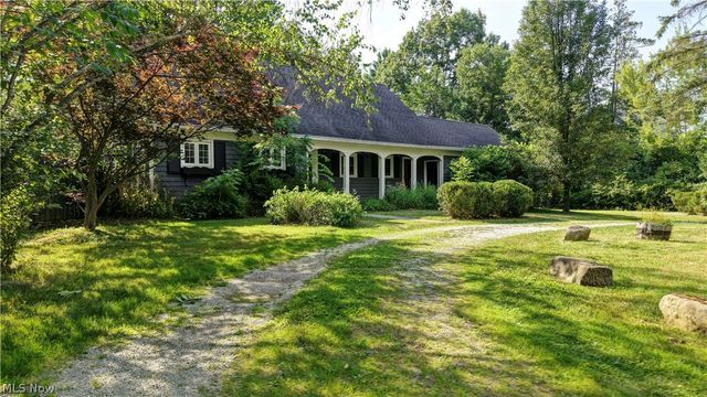 186 S Main Street, Hudson, OH 44236