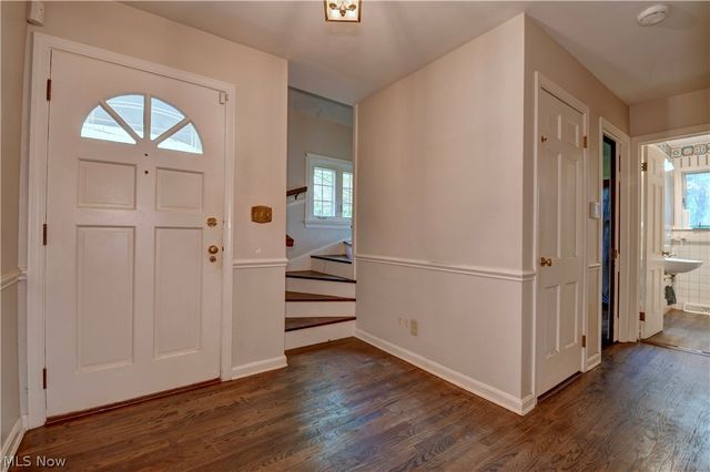 186 S Main Street, Hudson, OH 44236