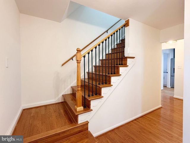 5400 ELLZEY DR, Fairfax, VA 22032