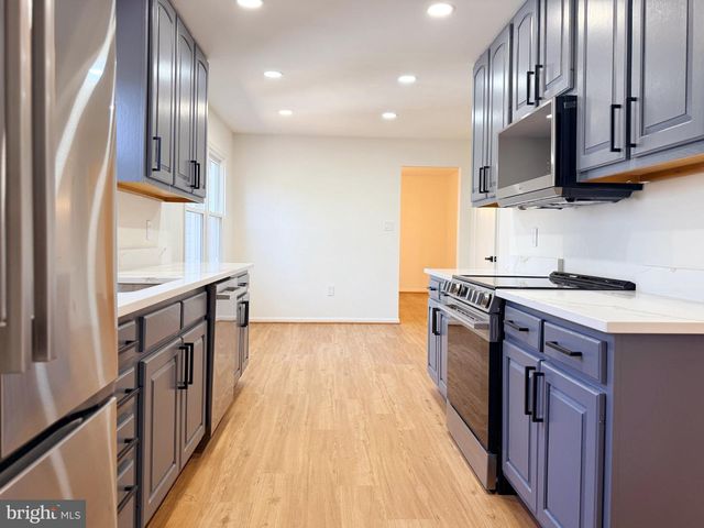 5400 ELLZEY DR, Fairfax, VA 22032