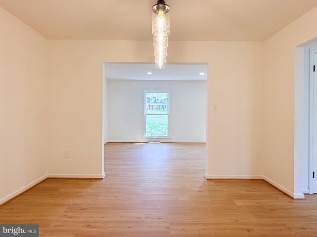 5400 ELLZEY DR, Fairfax, VA 22032