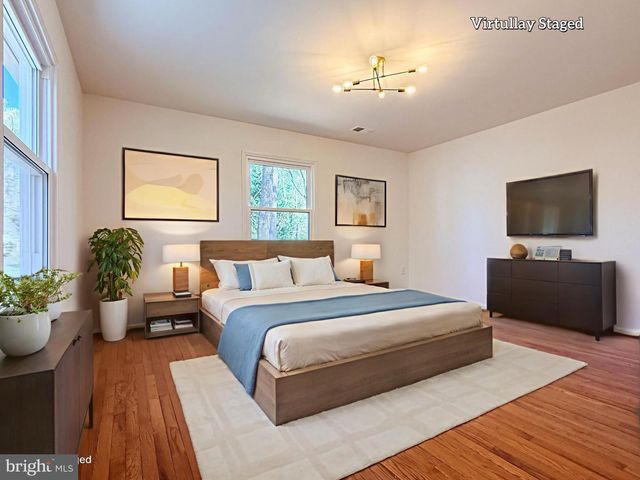 5400 ELLZEY DR, Fairfax, VA 22032