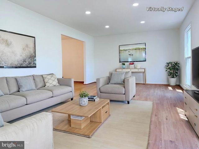 5400 ELLZEY DR, Fairfax, VA 22032