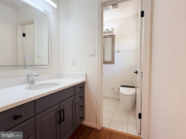5400 ELLZEY DR, Fairfax, VA 22032