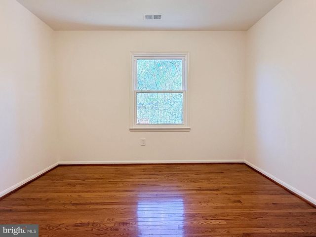5400 ELLZEY DR, Fairfax, VA 22032