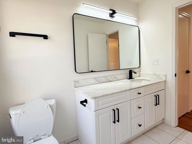 5400 ELLZEY DR, Fairfax, VA 22032