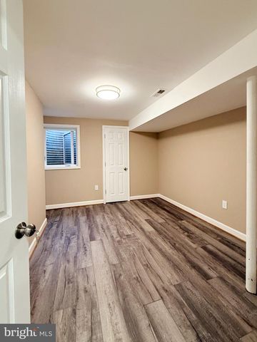 5400 ELLZEY DR, Fairfax, VA 22032