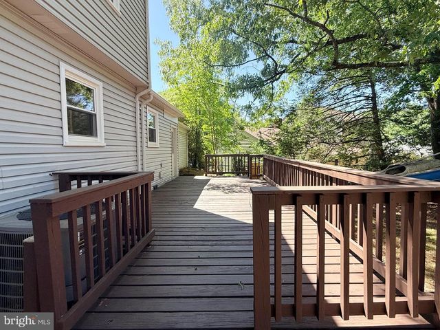 5400 ELLZEY DR, Fairfax, VA 22032
