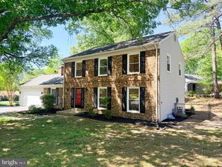 5400 ELLZEY DR, Fairfax, VA 22032