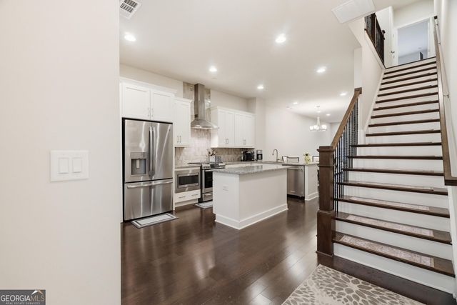 4245 Deming Circle, Sandy Springs, GA 30342