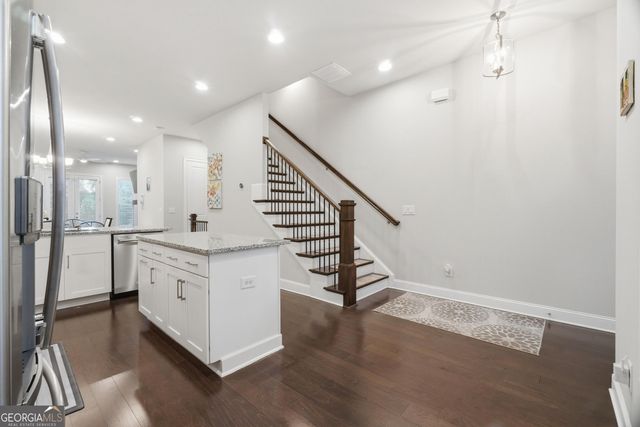 4245 Deming Circle, Sandy Springs, GA 30342