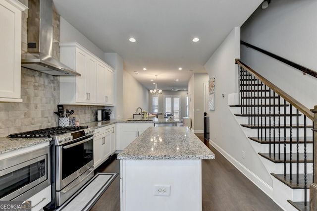 4245 Deming Circle, Sandy Springs, GA 30342
