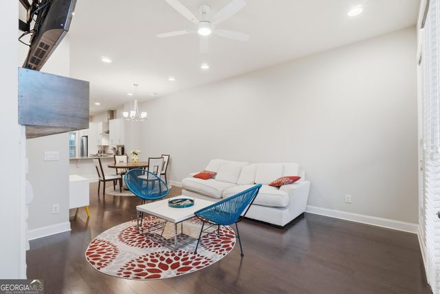 4245 Deming Circle, Sandy Springs, GA 30342