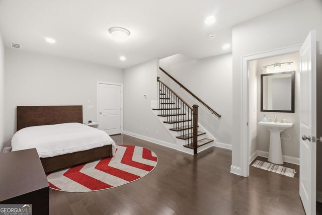 4245 Deming Circle, Sandy Springs, GA 30342